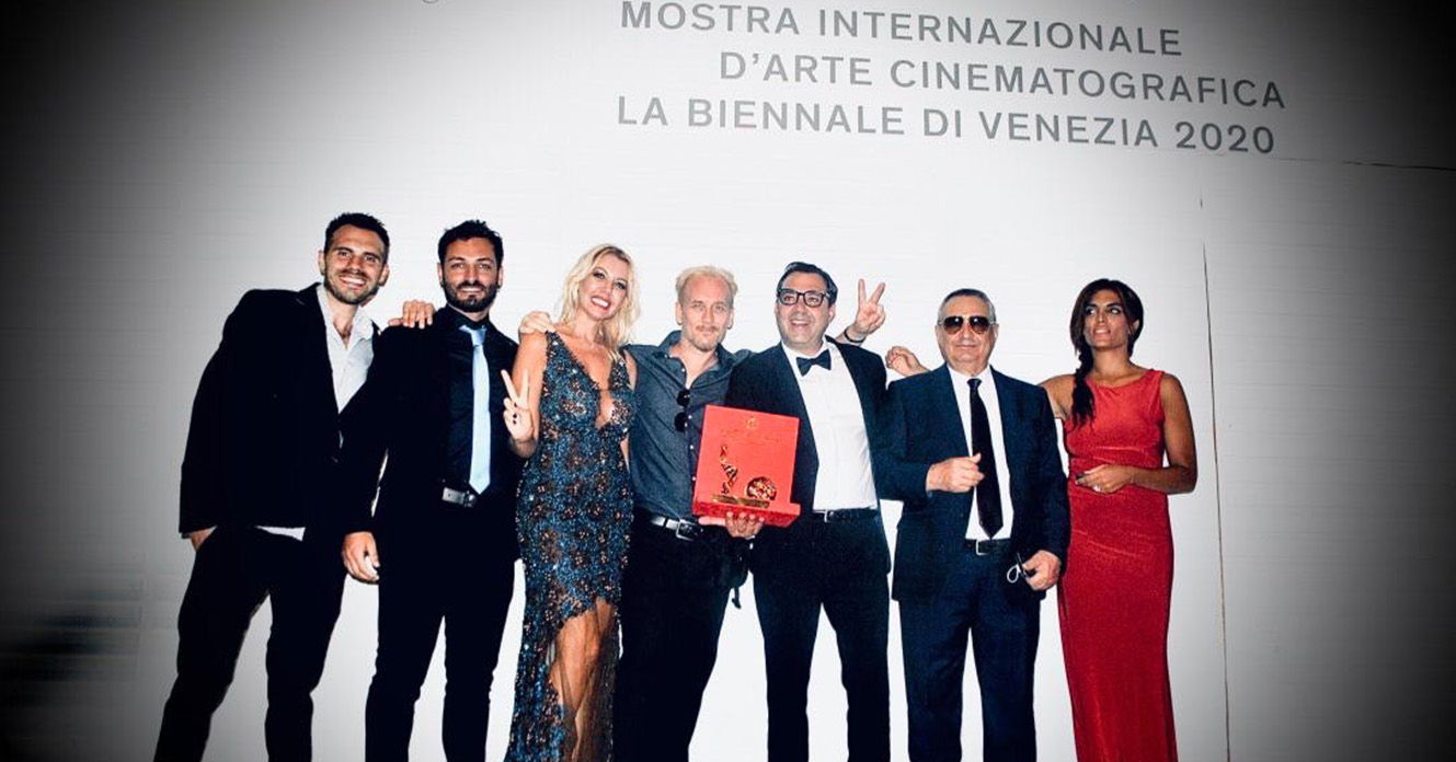 ALLA  77Âª EDIZIONE DELLA MOSTRA DEL CINEMA  DI  VENEZIA  VINCE IL PREMIO SOCIALE STARLIGHT INTERNATIONAL CINEMA AWARD, COME MIGLIOR PRODUTTORE, ANTONIO CHIARAMONTE !