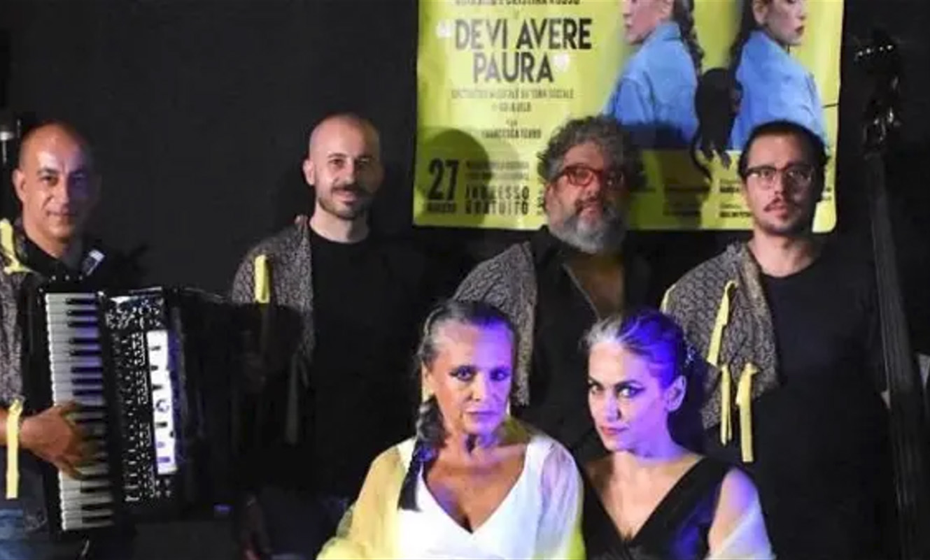 Guia Jelo in “Devi avere paura”: in scena contro i demoni della vita